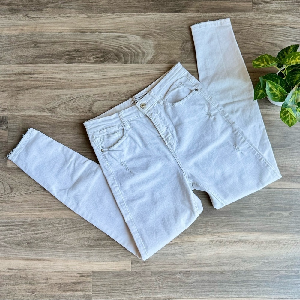 Stradivarius Super‎ High Waist White Skinny Jeans | Stretch Fit Size 6